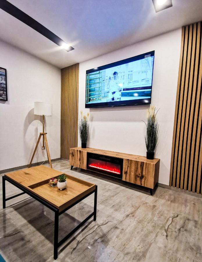 Nova House Apartments Delnita  ภายนอก รูปภาพ
